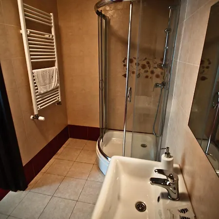 Dwa Bratanki אורחן ז'שוב