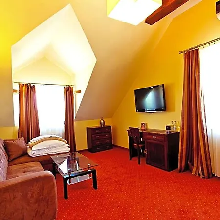 Dwa Bratanki 3* Rzeszów