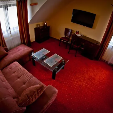 Dwa Bratanki 3* ז'שוב