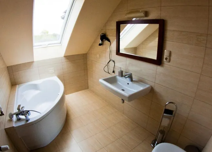 Dwa Bratanki 3* Rzeszów